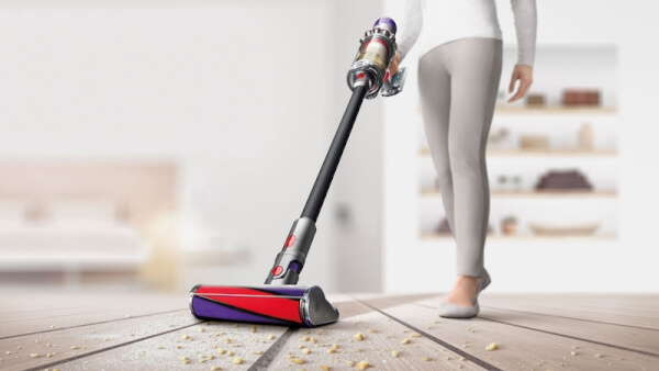 dyson cyclone v10 dyson cyclone v10